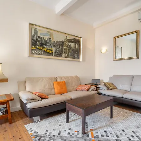 Le Courbet - A 150 M De La Daire Antibes